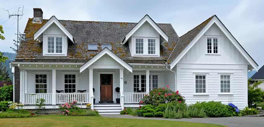 Professional Roofing and Siding Services in Champaign, IL