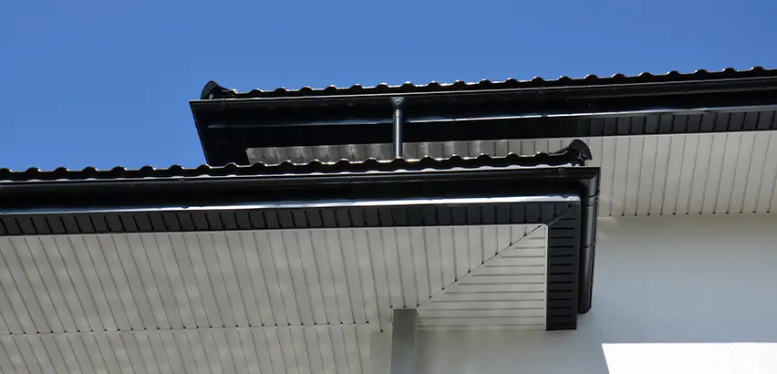 Box Eave Construction in Champaign
