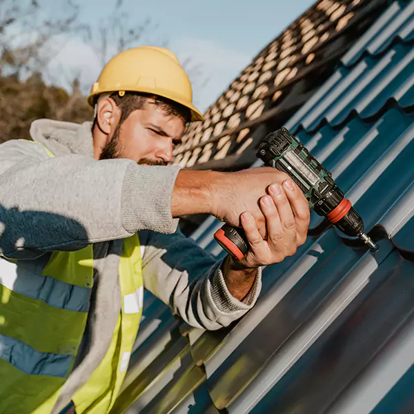 Why Champaign Property Owners Choose Champaign Roofing Pro for Metal Roof Replacement?