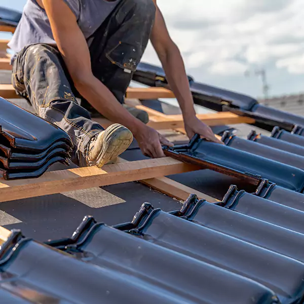 Why Champaign Homeowners Choose Champaign Roofing Pro for Roof and Gutter Repair?