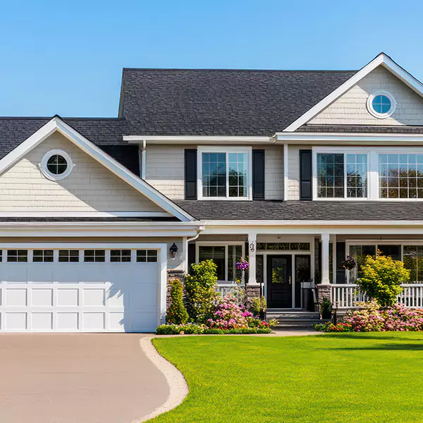 Why Champaign Homeowners Choose Champaign Roofing Pro for Roofing and Siding?