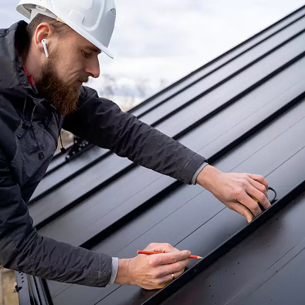 Why Champaign Property Owners Choose Champaign Roofing Pro for Tin Roof Repair service?